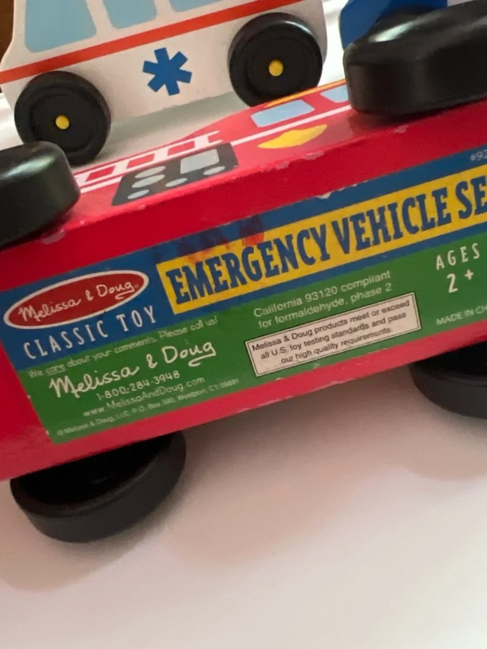 3 Piece Set Melissa & Doug Wooden Emergency Vehicle Set Police, Fire & Ambulance